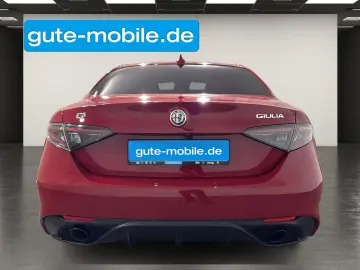 Alfa Romeo Giulia 2.0 Competizione Q4   MATRIX   19  LM