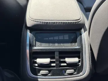 VOLVO XC90 T8 AWD Recharge Plus Dark 360  ACC PANO SHZ