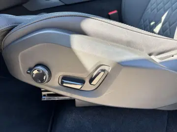 VOLVO XC90 T8 AWD Recharge Plus Dark 360  ACC PANO SHZ