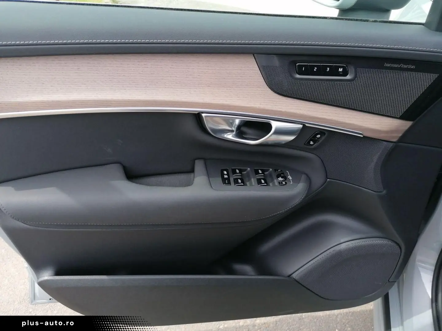 VOLVO XC90 T8 AWD Recharge  Plus Bright 360  HUD PANO