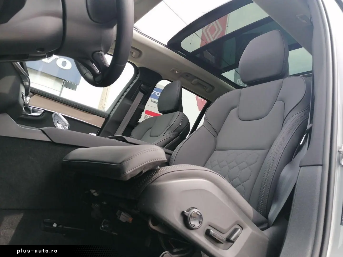 VOLVO XC90 T8 AWD Recharge  Plus Bright 360  HUD PANO