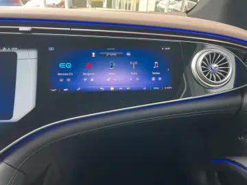 MERCEDES-BENZ EQS 580 4M AMG  PANO MASSAGE AIRMATIC DIGITAL
