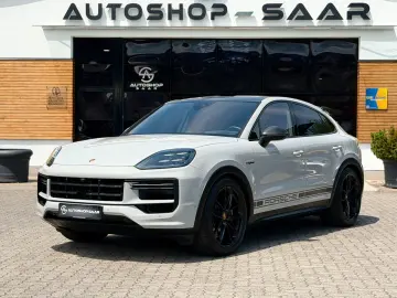 PORSCHE Cayenne Coupe Turbo E-Hybrid mit GT-Paket
