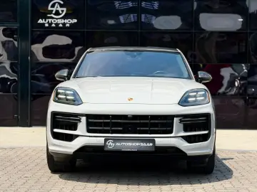 PORSCHE Cayenne Coupe Turbo E-Hybrid mit GT-Paket