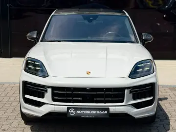 PORSCHE Cayenne Coupe Turbo E-Hybrid mit GT-Paket
