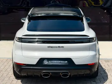 PORSCHE Cayenne Coupe Turbo E-Hybrid mit GT-Paket