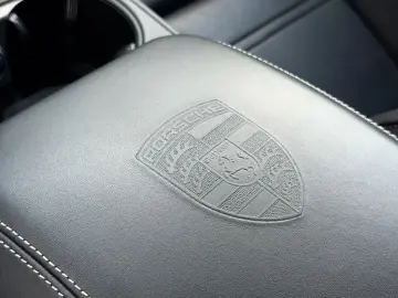 PORSCHE Cayenne Coupe Turbo E-Hybrid mit GT-Paket