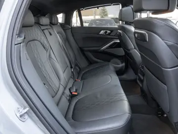 BMW X6 xDrive40i M-Sport Pro 22Z 360  AktLENK LUFTFE
