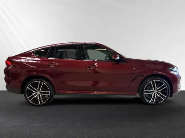 BMW X6 xDrive40i M Sport Panorama AHK Standhzg.