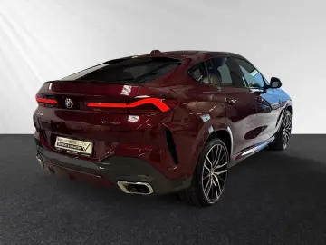 BMW X6 xDrive40i M Sport Panorama AHK Standhzg.