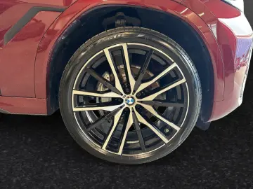 BMW X6 xDrive40i M Sport Panorama AHK Standhzg.