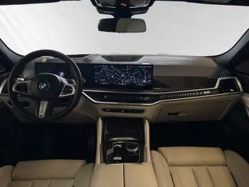 BMW X6 xDrive40i M Sport Panorama AHK Standhzg.