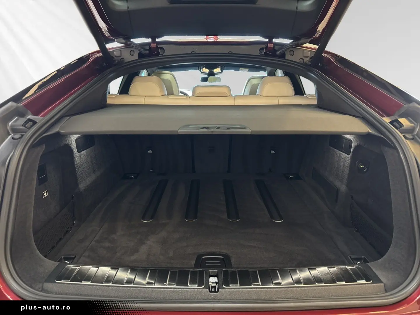BMW X6 xDrive40i M Sport Panorama AHK Standhzg.