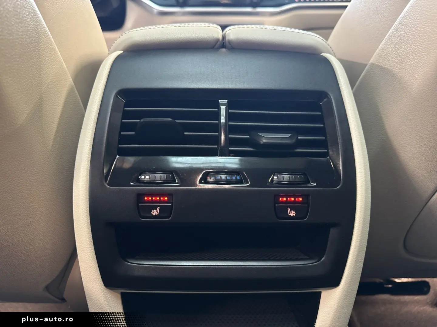 BMW X6 xDrive40i M Sport Panorama AHK Standhzg.