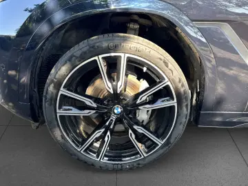 BMW X6 40i M SPORT DAPro Pano KomfSi 22  Leas729 -oA