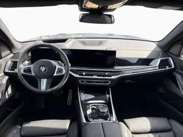 BMW X5 xDr 40i M SPORT PRO SoftCl AHK Pano H K DAPro