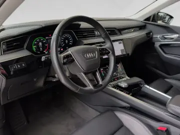 AUDI e-tron Sportback 55 S-Line Leder Matrix Pano AHK