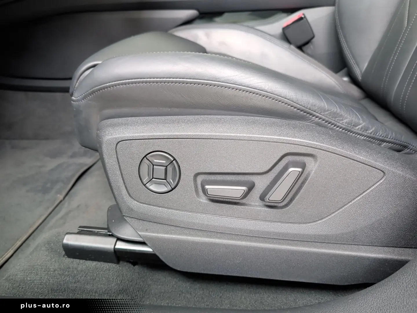 AUDI e-tron Sportback 55 S-Line Leder Matrix Pano AHK
