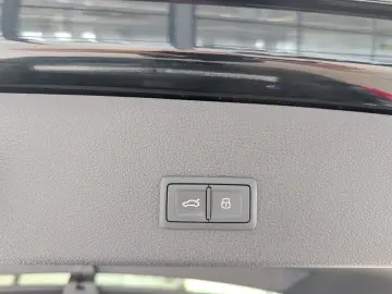 AUDI e-tron Sportback 55 S-Line Leder Matrix Pano AHK