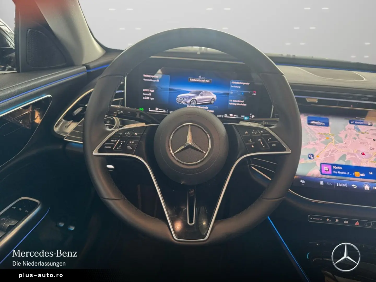 MERCEDES-BENZ E 300 e 4M Avantgarde Advanced PANO 360  DISTR