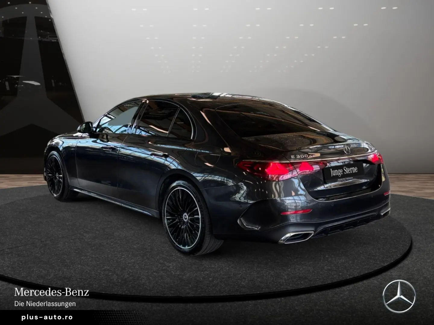 MERCEDES-BENZ E 300 de 4M AMG Prem  PANO NIGHT Distr&hellip;