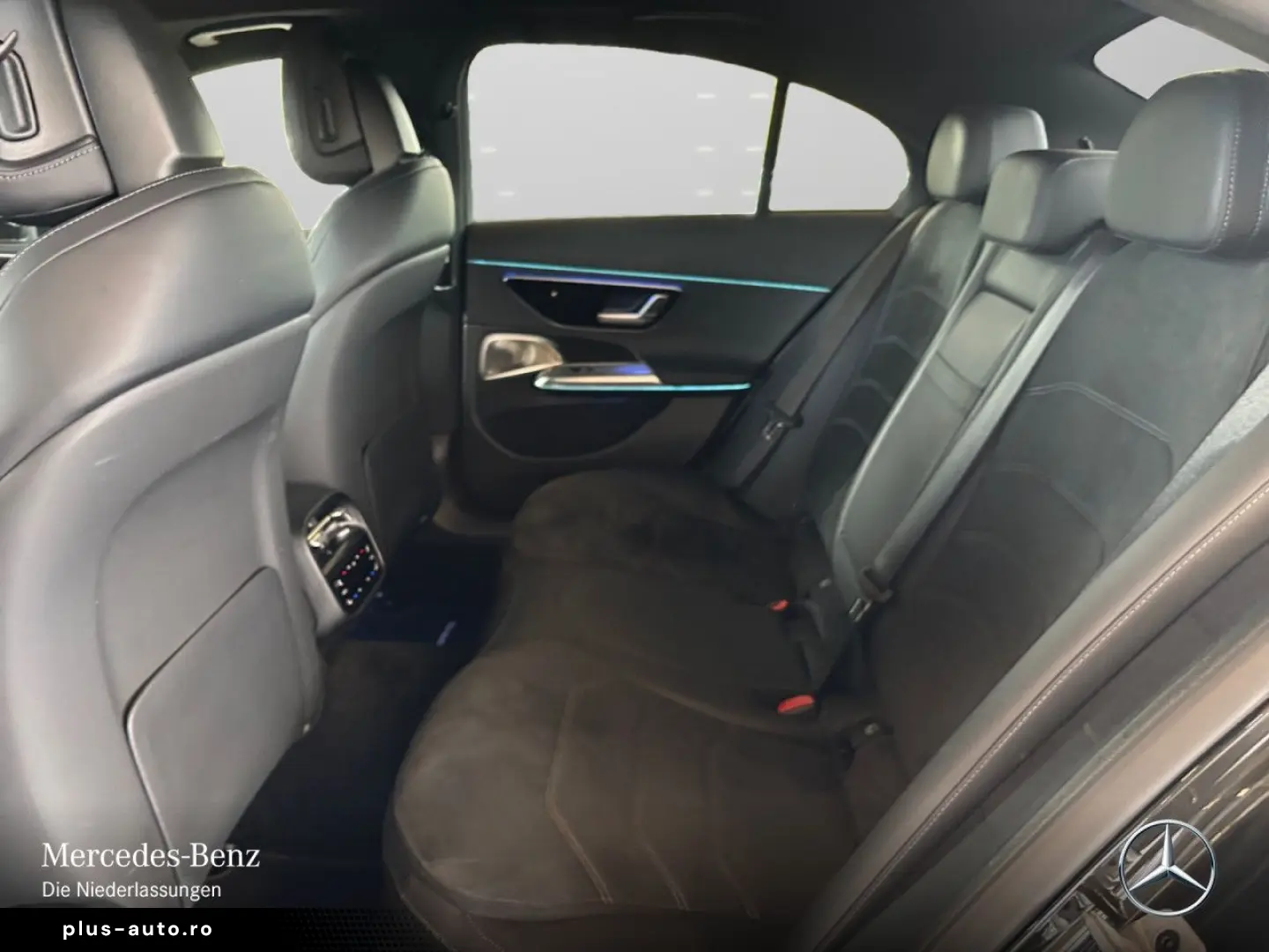 MERCEDES-BENZ E 300 de 4M AMG Prem  PANO NIGHT Distr&hellip;