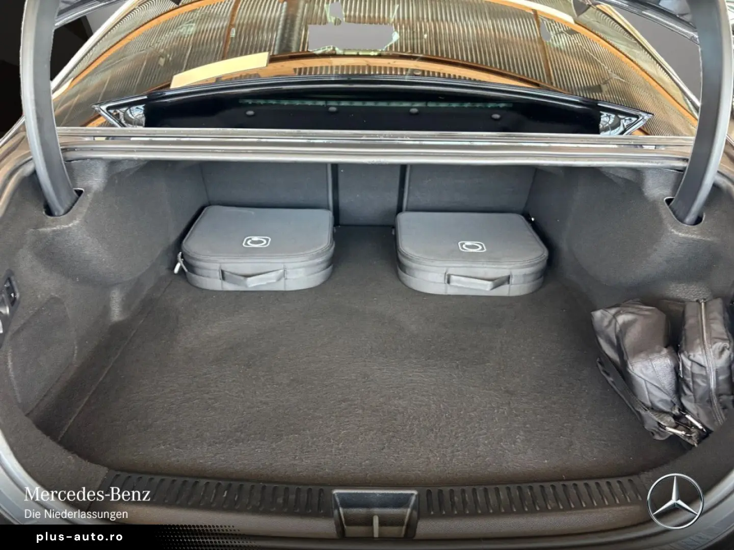 MERCEDES-BENZ E 300 de 4M AMG Prem  PANO NIGHT Distr&hellip;