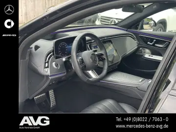 MERCEDES-BENZ E 400 e 4M AMG Pano HUD Night Burm4D S…