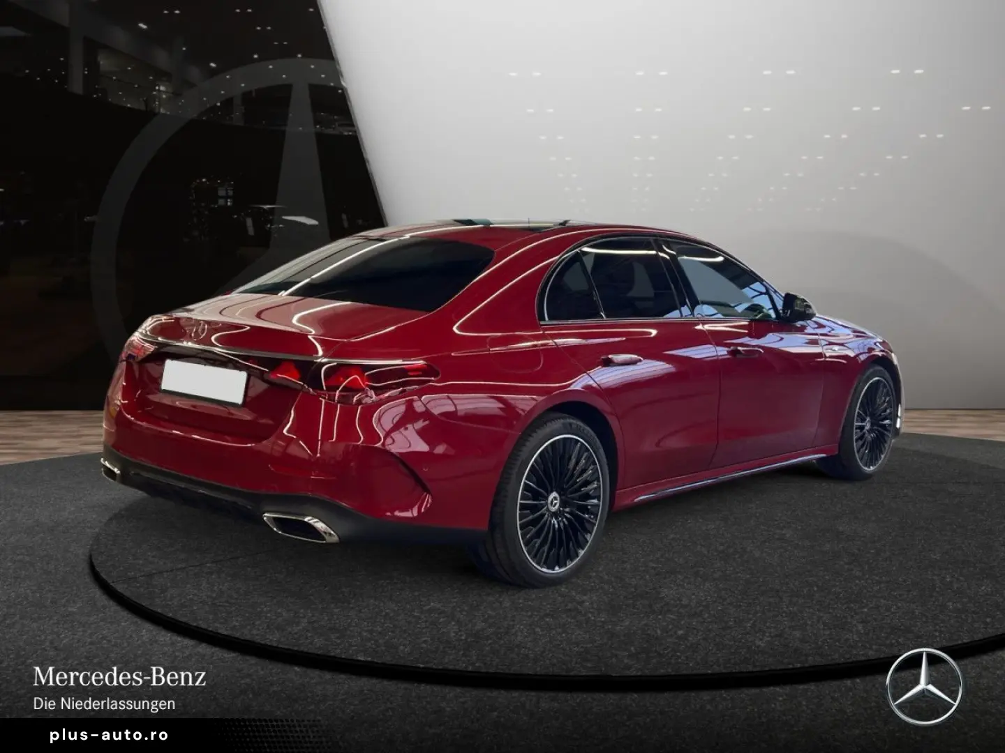 MERCEDES-BENZ E 300 e AMG PREM.  PANO LEDER SUPER 20  NIGHT
