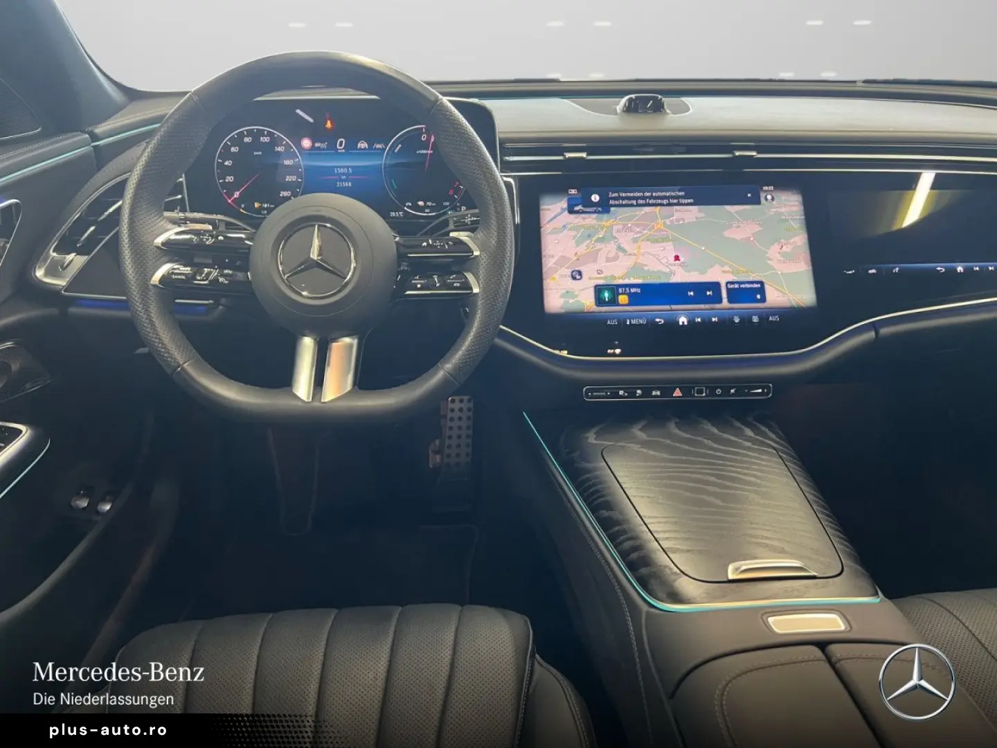 MERCEDES-BENZ E 300 e AMG PREM.  PANO LEDER SUPER 20  NIGHT