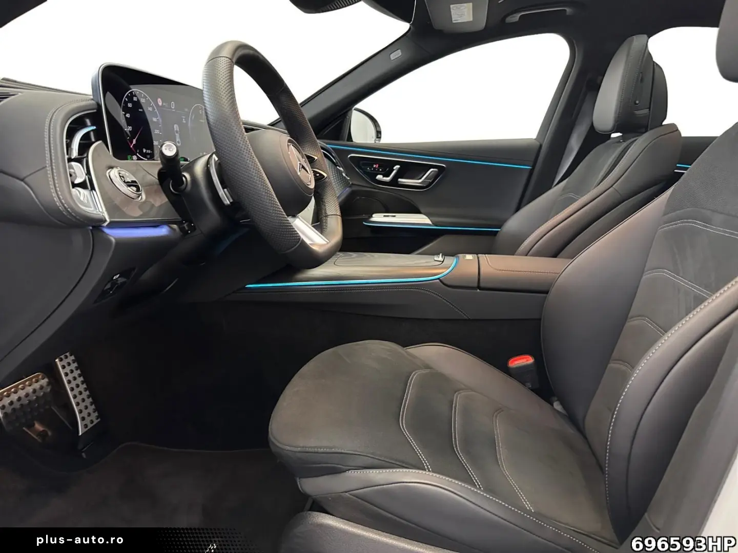 MERCEDES-BENZ E 400 e 4M AMG Night Pano 360  DIGITAL&hellip;