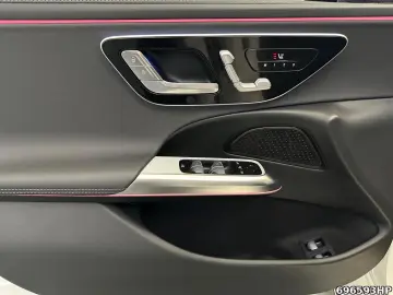 MERCEDES-BENZ E 400 e 4M AMG Night Pano 360  DIGITAL…