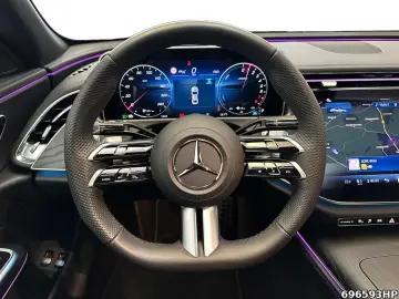 MERCEDES-BENZ E 400 e 4M AMG Night Pano 360  DIGITAL…