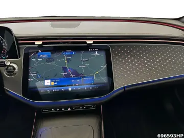 MERCEDES-BENZ E 400 e 4M AMG Night Pano 360  DIGITAL…