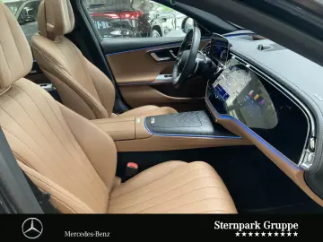 MERCEDES-BENZ E 300 de 4M AMG Super AIRM Pano HUD Ma…