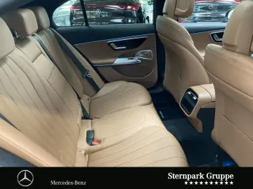 MERCEDES-BENZ E 300 de 4M AMG Super AIRM Pano HUD Ma…