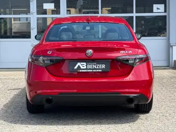 Alfa Romeo Giulia Ti Q4 MEMORY ACC NAVI KAMERA LEDER