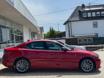 Alfa Romeo Giulia Ti Q4 MEMORY ACC NAVI KAMERA LEDER