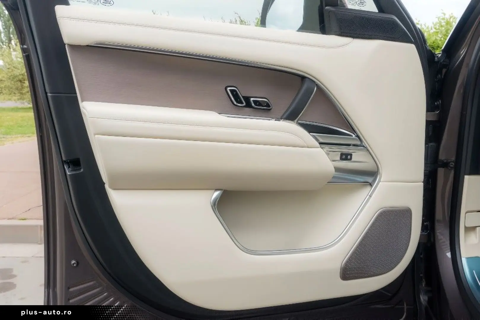 LAND ROVER Range Rover Autobiography Hybrid_L460_PHEV