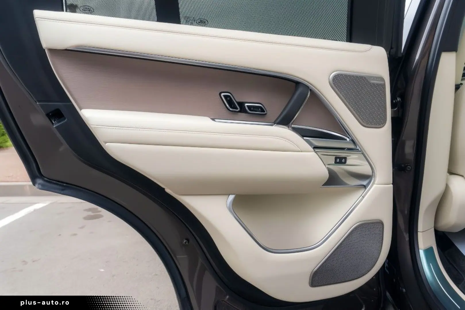 LAND ROVER Range Rover Autobiography Hybrid_L460_PHEV