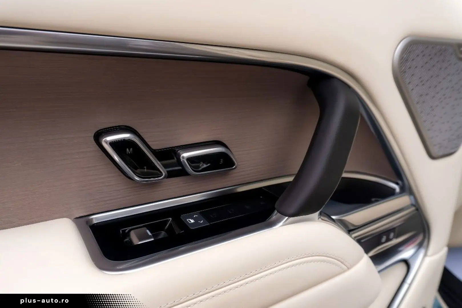 LAND ROVER Range Rover Autobiography Hybrid_L460_PHEV