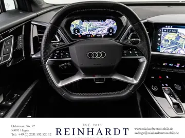 AUDI Q4 E-TRON 45 Q S LINE MTRX ACC HuD PANO WÄRMEP.