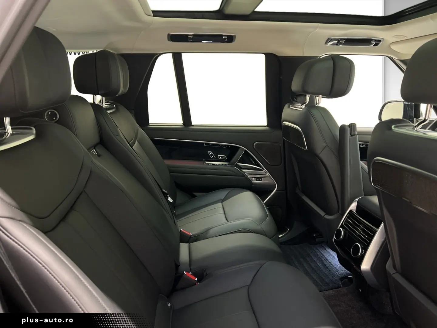 LAND ROVER Range Rover P550e Hybrid Autobiography SWB DAB