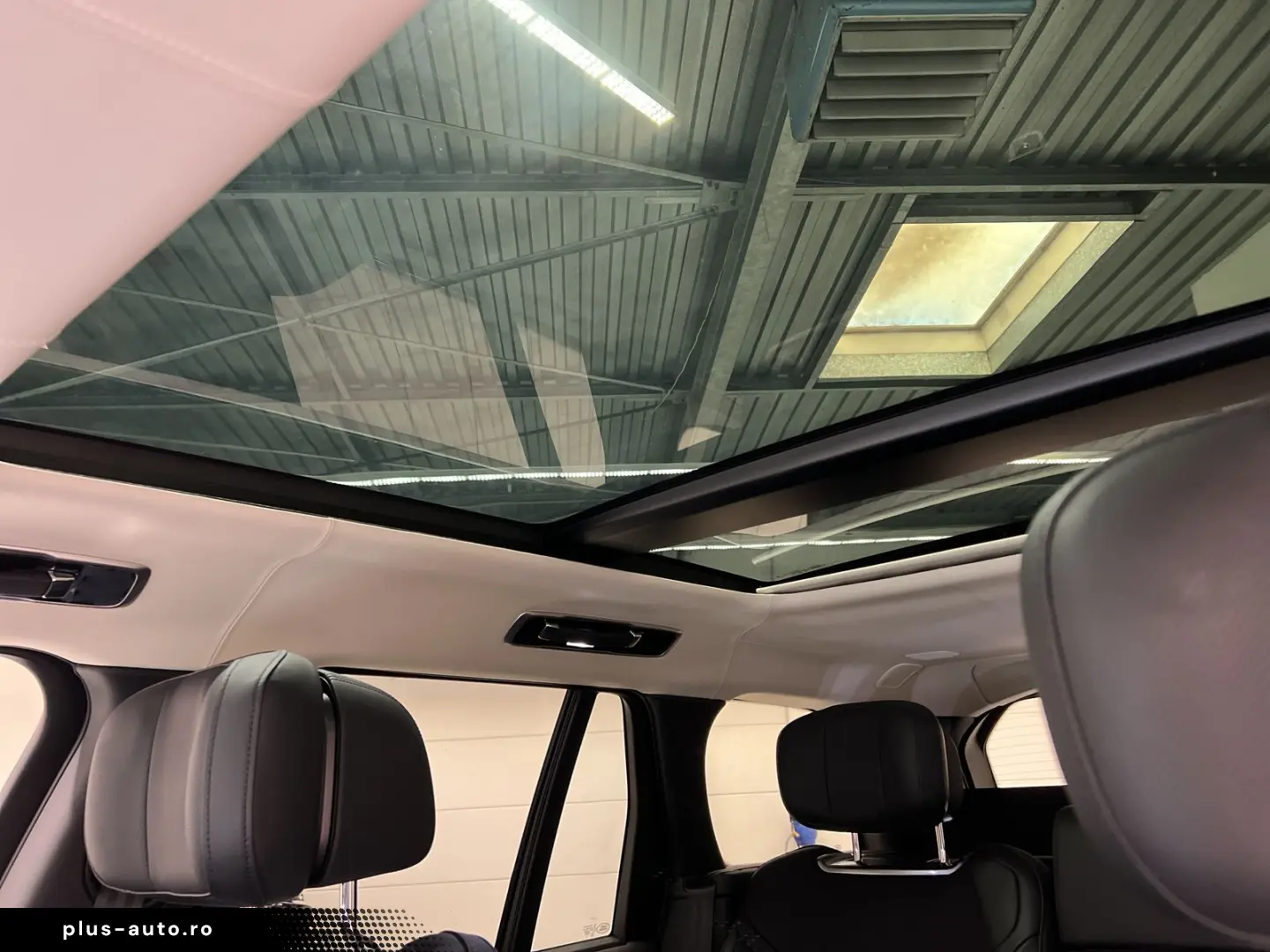 LAND ROVER Range Rover P550e Hybrid Autobiography SWB DAB
