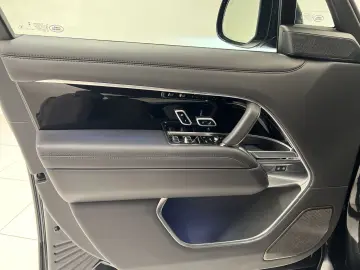 LAND ROVER Range Rover P550e Hybrid Autobiography SWB DAB