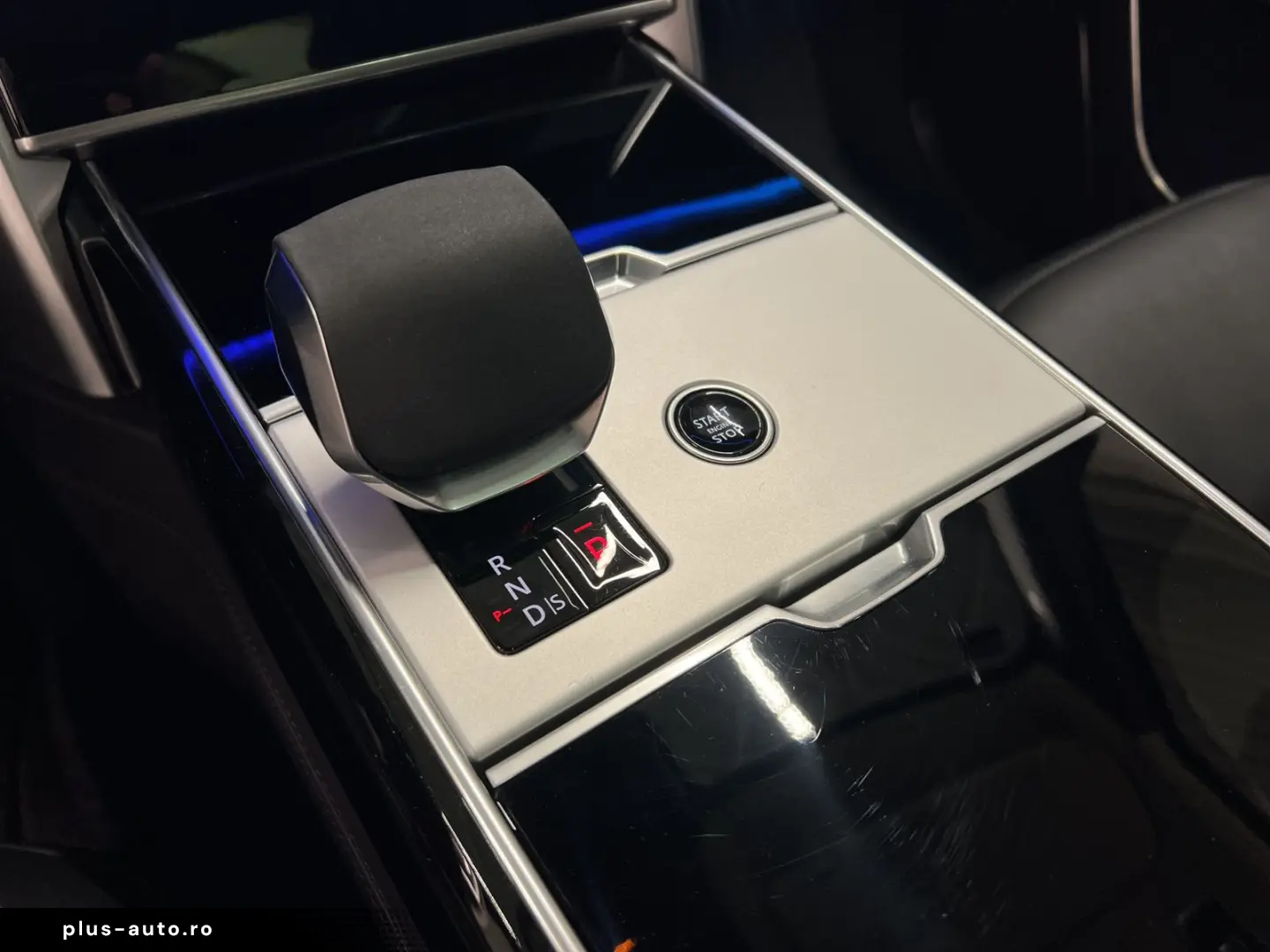 LAND ROVER Range Rover P550e Hybrid Autobiography SWB DAB