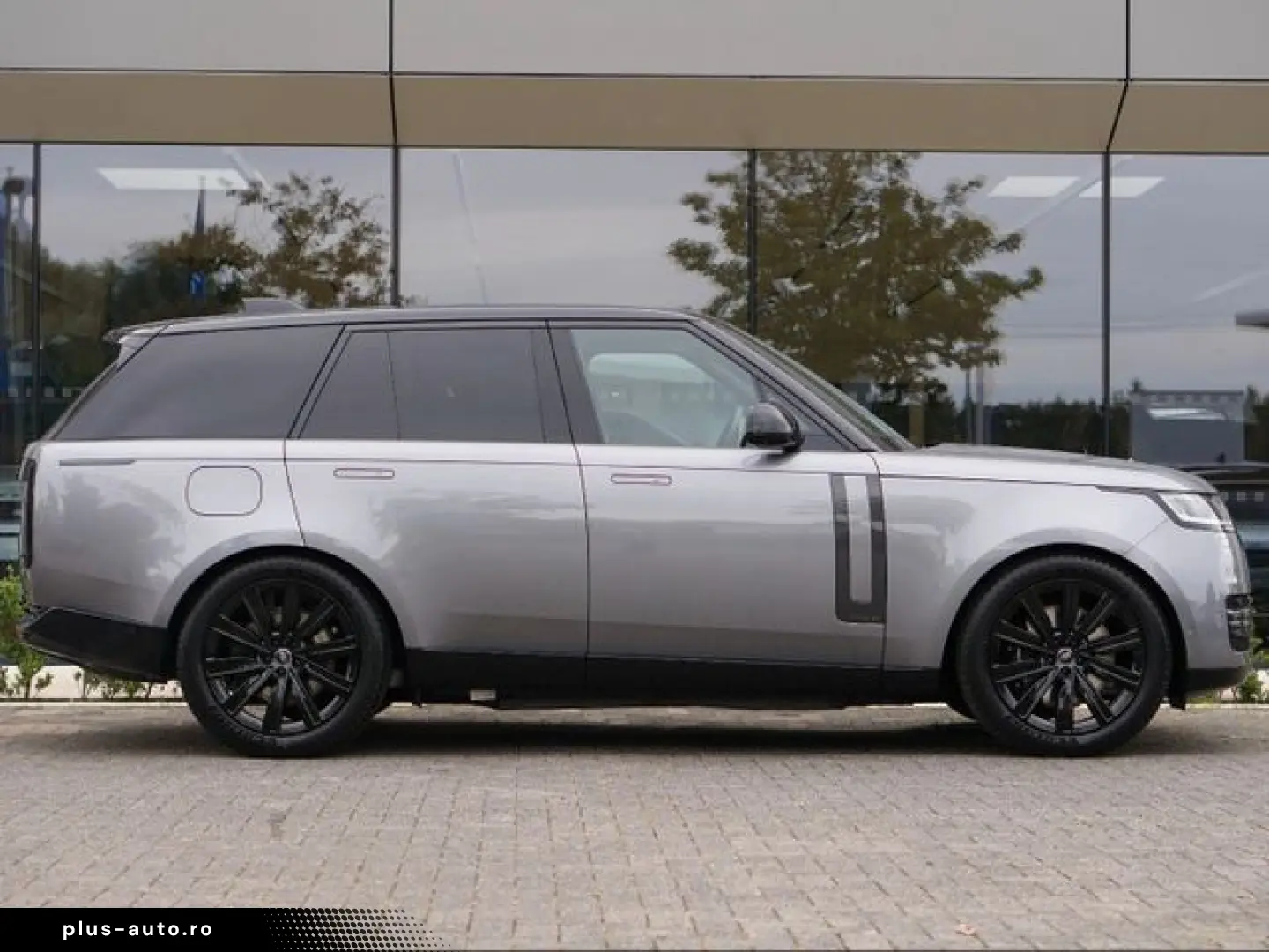 LAND ROVER Range Rover P550e Autobiography PDC AHK LED PANO