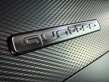 AUDI S3 Sportback 2.0 TFSI qu Pano Sonos Memor ACC Ma
