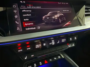 AUDI S3 Sportback 2.0 TFSI qu Pano Sonos Memor ACC Ma