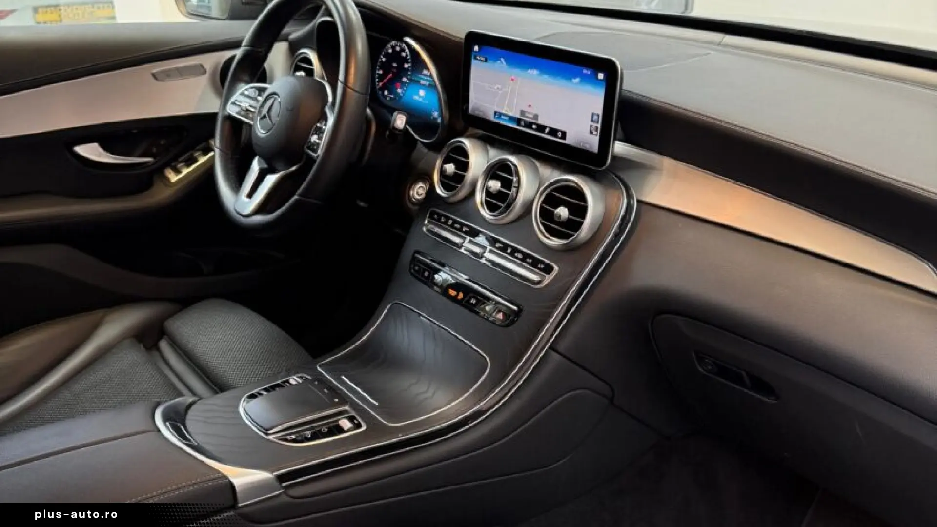 MERCEDES GLC EQ 300e 2021-09